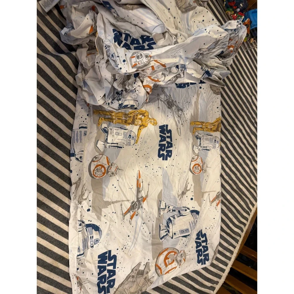 Pottery Barn Kids Star Wars Droids Organic Cotton Twin Fitted Sheet pillow case